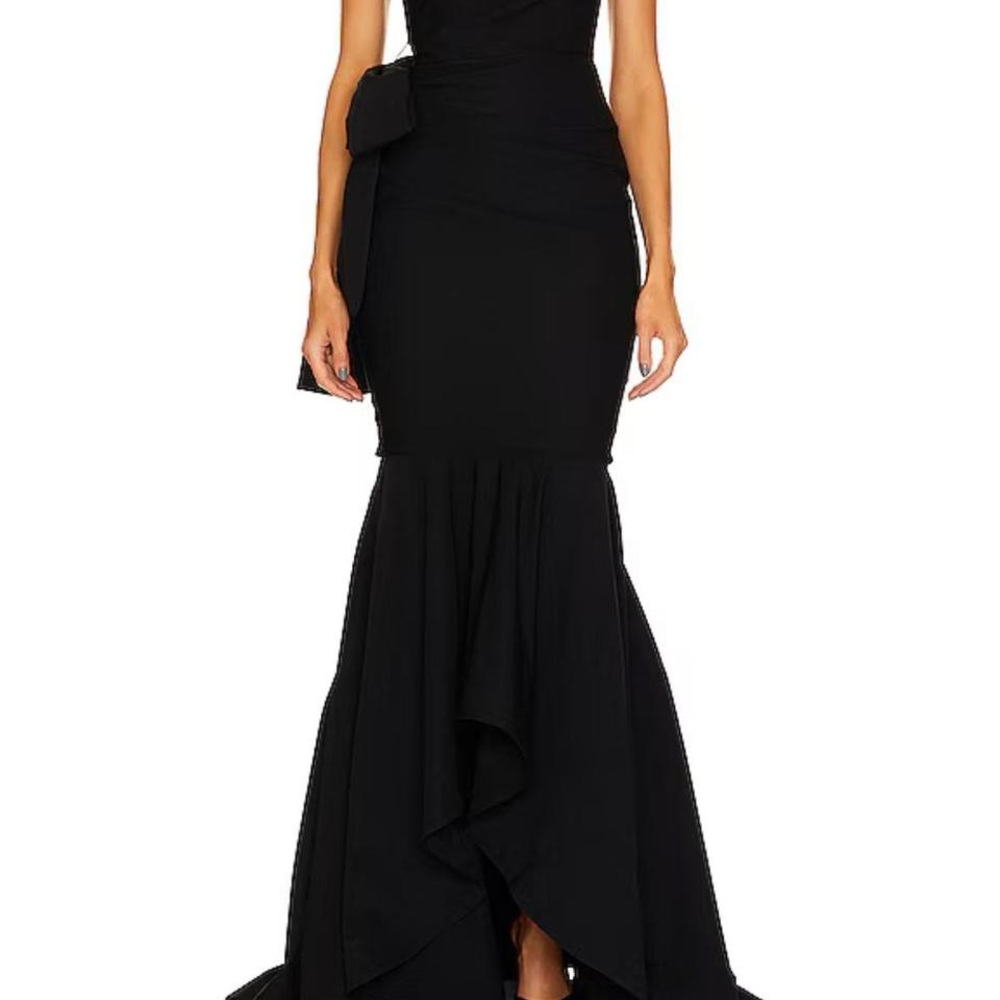 Elegant Black Evening Gown